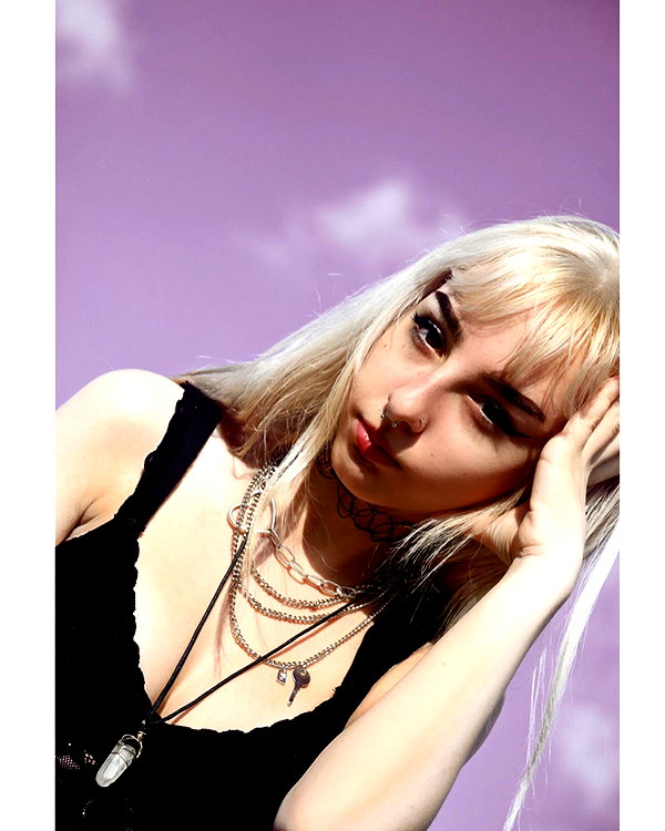 karin_orhov instagram image archive image