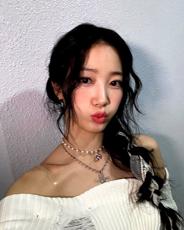 zuhazana instagram image archive image
