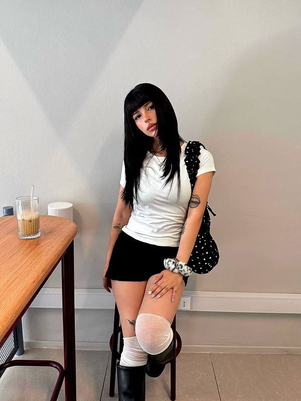 connie.01j instagram image archive image