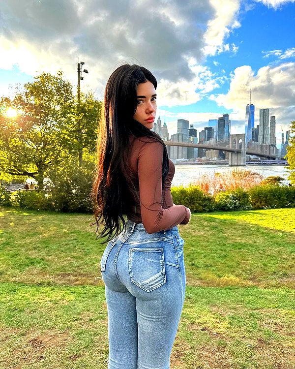 vanessa.rhd instagram image archive image