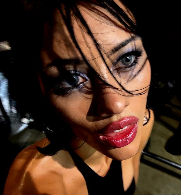 leonanaomii instagram image archive image