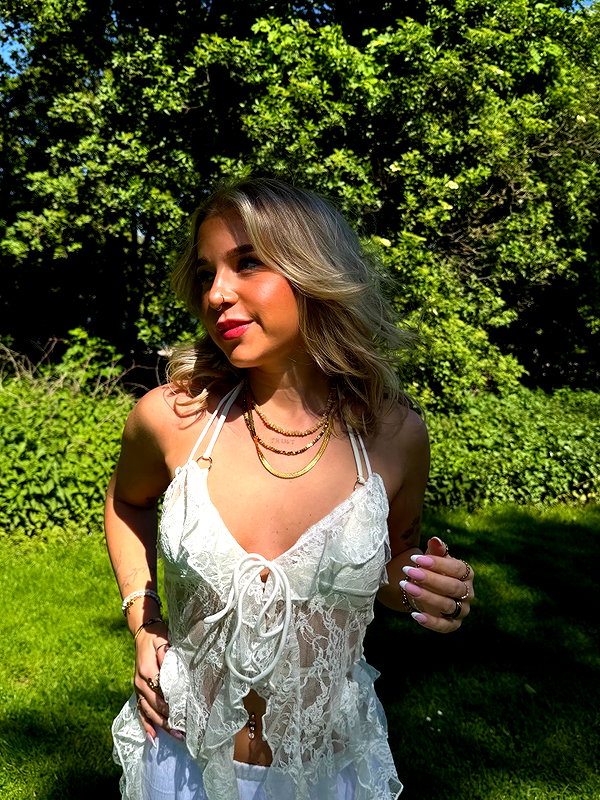 nina.kxs instagram image archive image