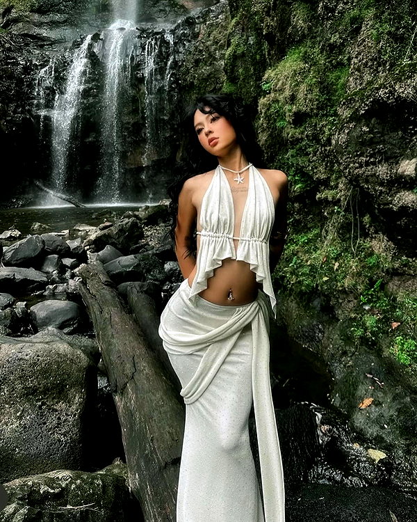 lyhythuedoxinh instagram image archive image