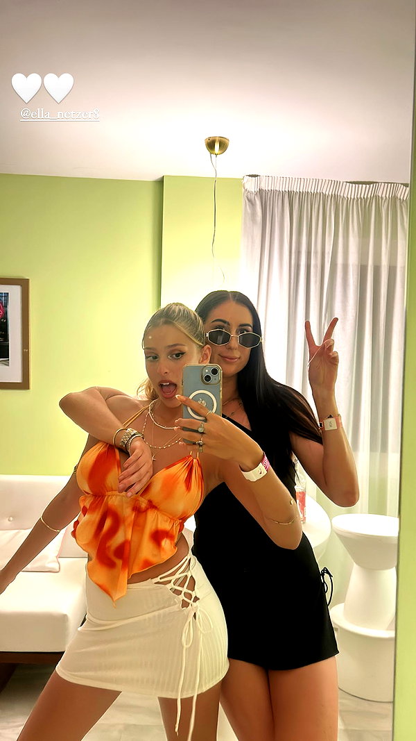 ella_netzer8 instagram image archive image
