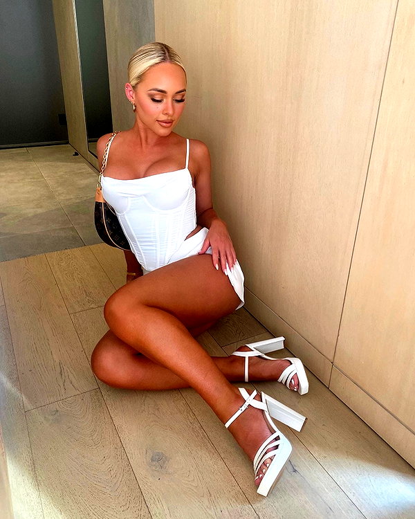 allieauton instagram image archive image