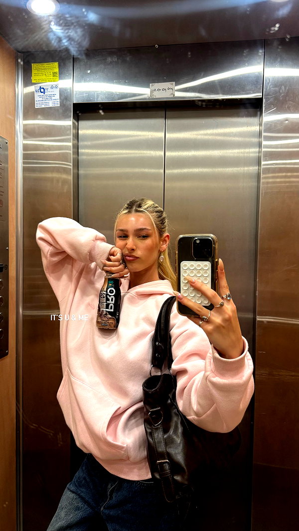 ella_netzer8 instagram image archive image