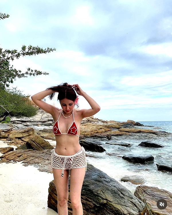 lyhythuedoxinh instagram image archive image