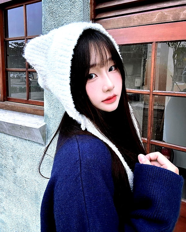 lai_931201 instagram image archive image