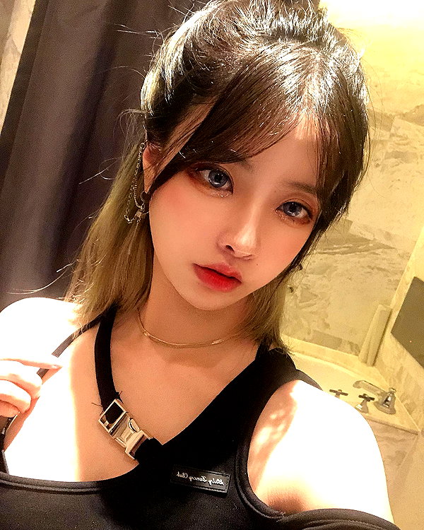 erokochiba instagram image archive image