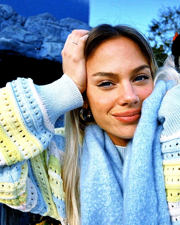 barzomer instagram image archive image