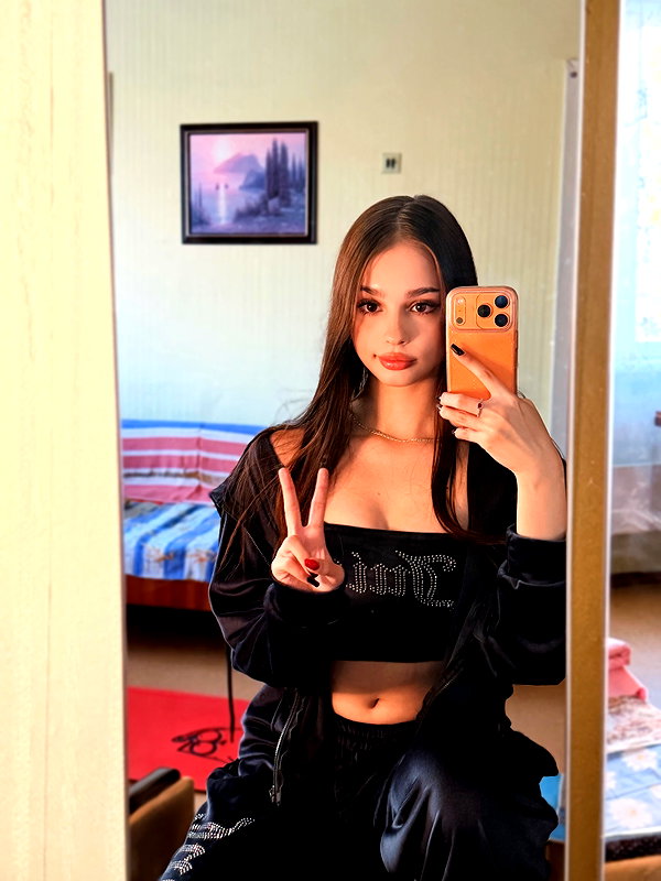 arti_0._.0 instagram image archive image