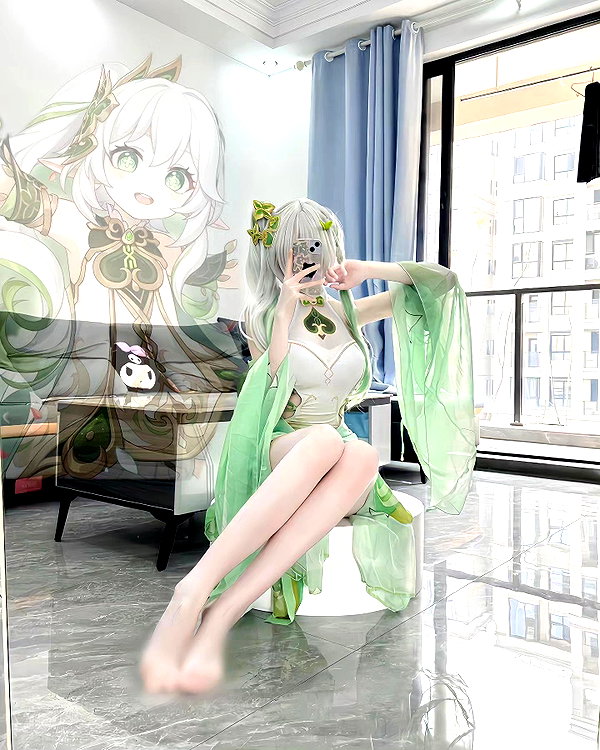 gallery_cosplayer instagram image archive image