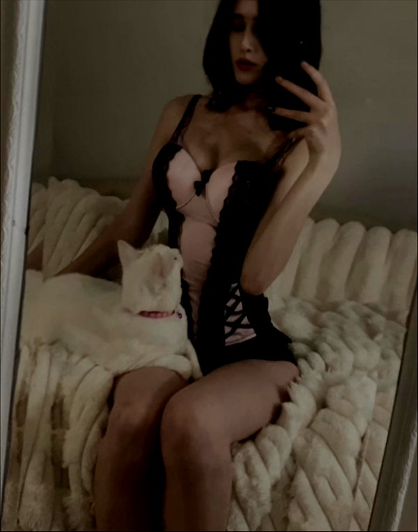 emeurie instagram image archive image