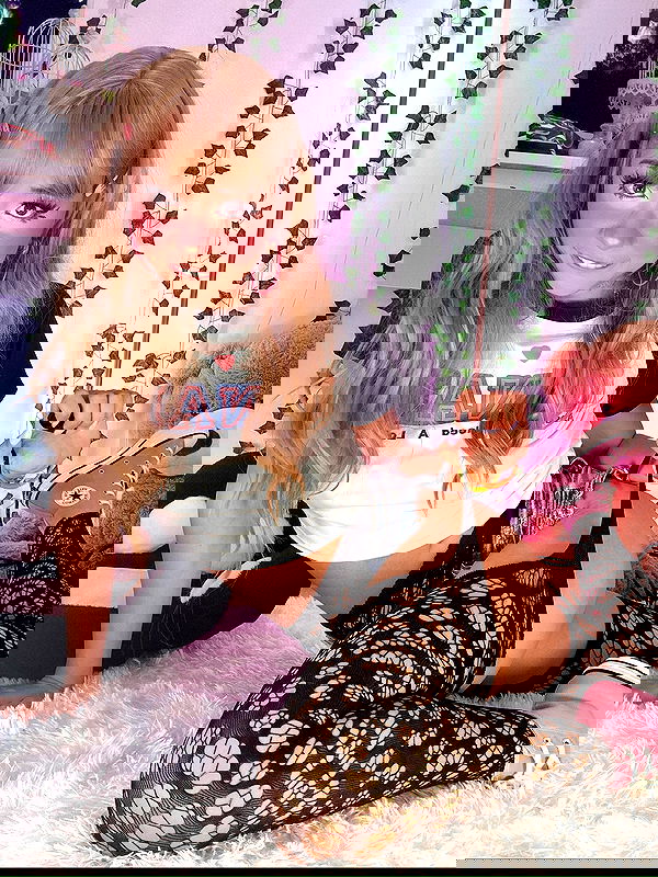 itsmiawaifuu itsmiawaifuu archive image