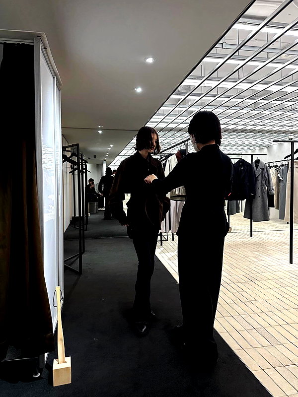 ll.lu1s instagram image archive image