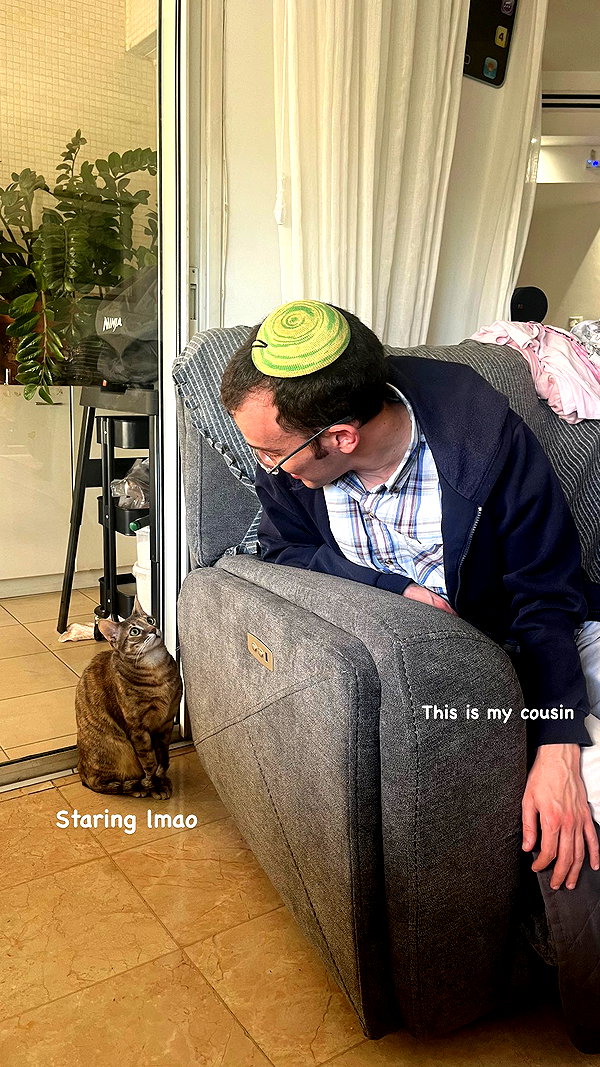 Archived image from @notchicore on Instagram
