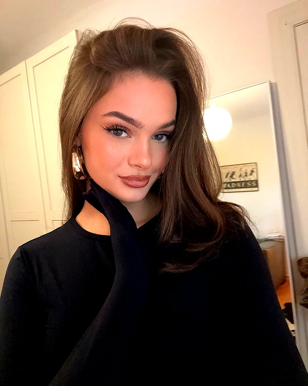 emmaaurora instagram image archive image