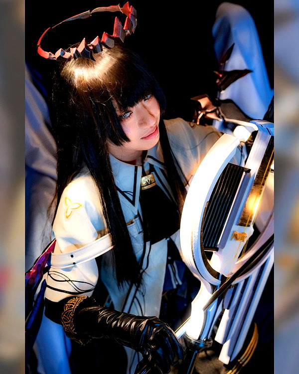mila_cos instagram image archive image