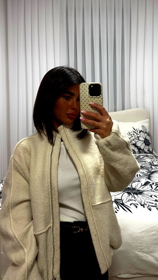 lian_sabag8 instagram image archive image