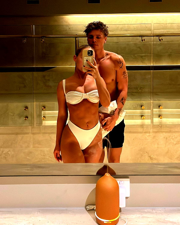allieauton instagram image archive image
