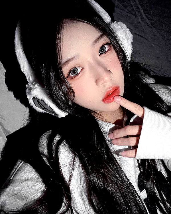 nixqq.425_ instagram image archive image