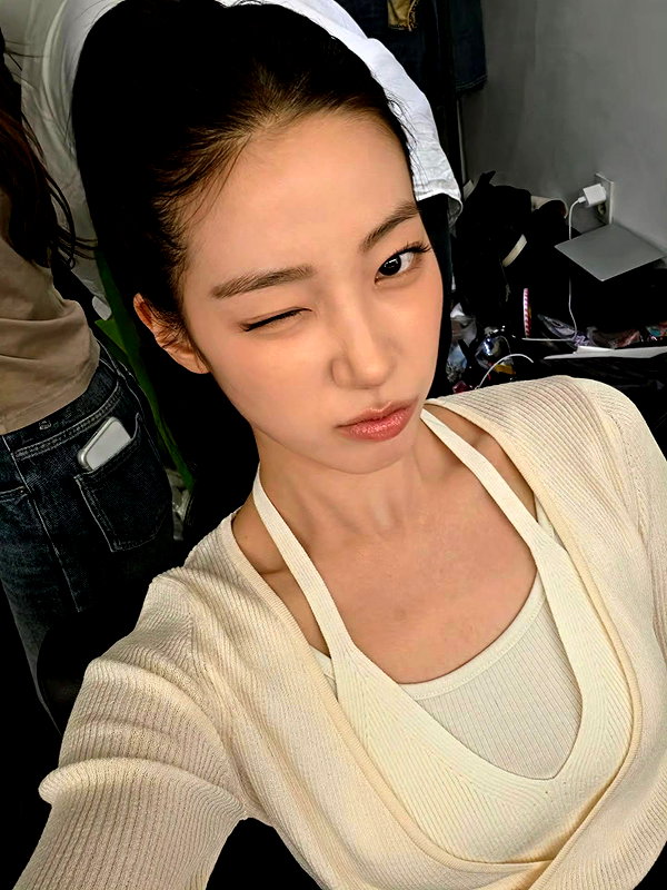 zuhazana instagram image archive image