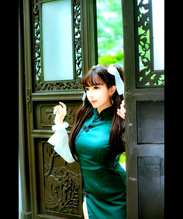 muze instagram image archive image