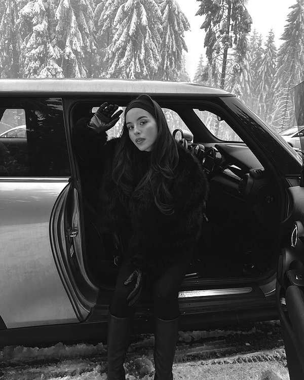 zoeliss instagram image archive image