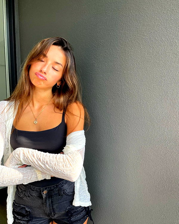 sadieemckennaa instagram image archive image