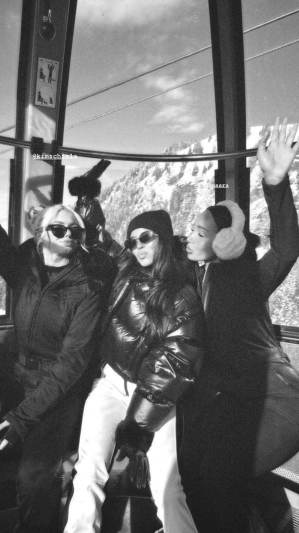 zoeliss instagram image archive image