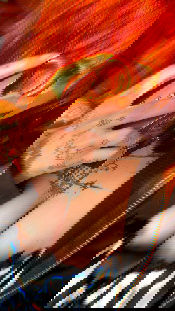 zommmbri zommmbri archive image