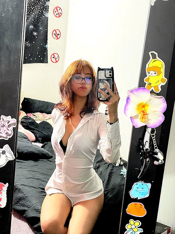 shevaal_x instagram image archive image