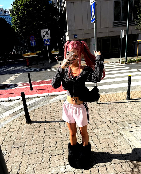 miss3evux instagram image archive image