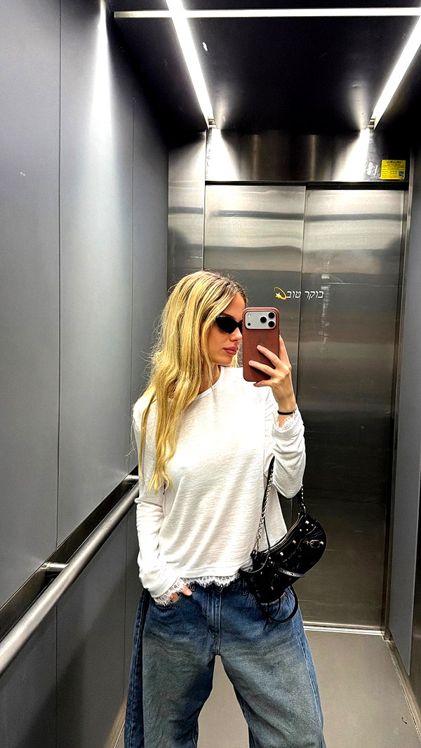 barzomer instagram image archive image