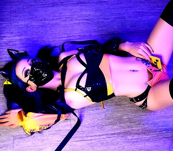 ellaexplicit_ instagram image archive image