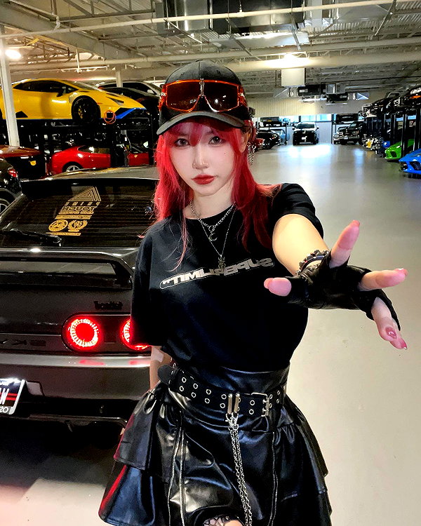 rakukoo instagram image archive image