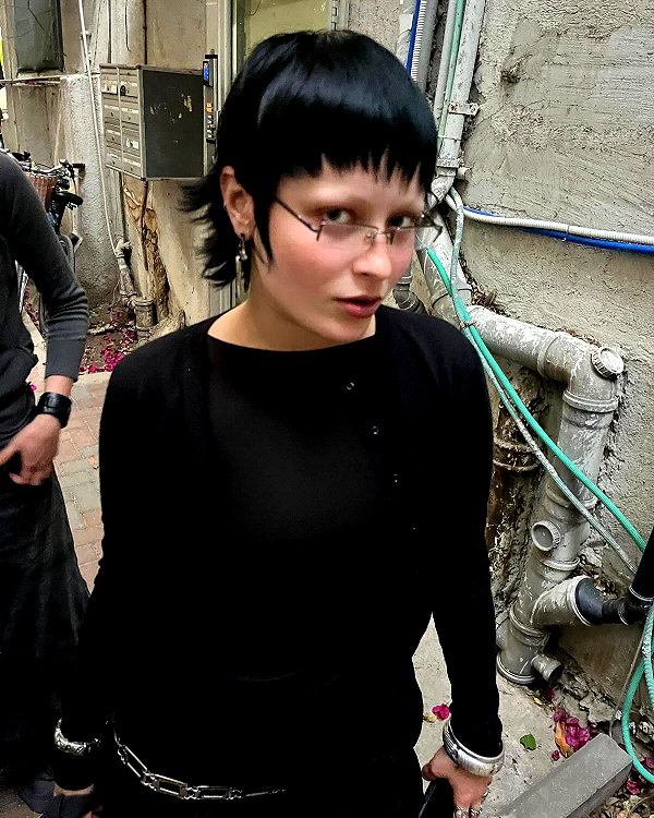 roni_roth instagram image archive image
