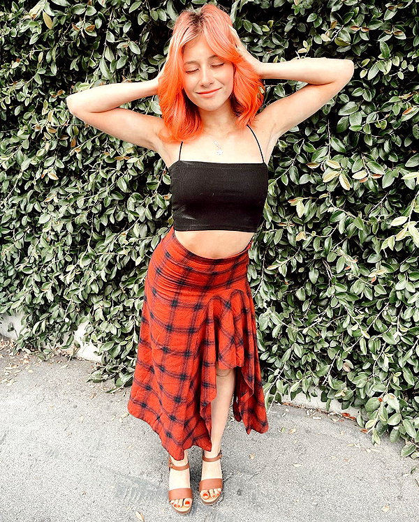 ellianawalmsley instagram image archive image