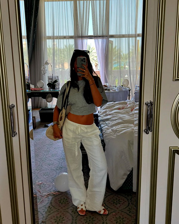 zoeliss instagram image archive image