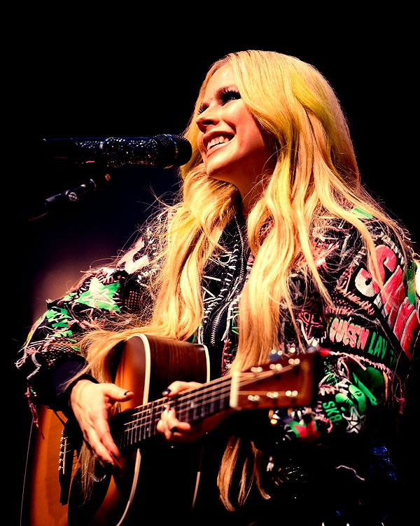 avrillavigne instagram image archive image