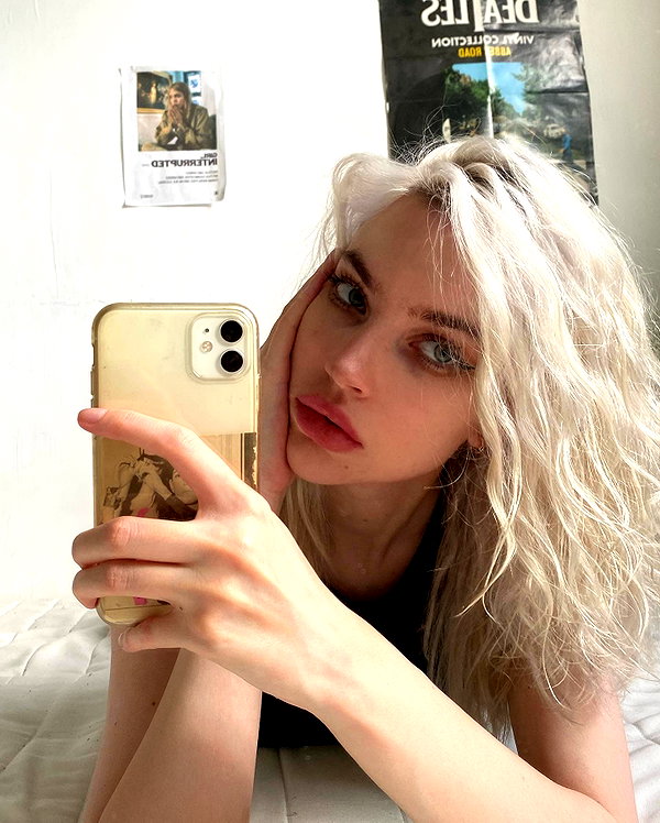 alien.hanna instagram image archive image