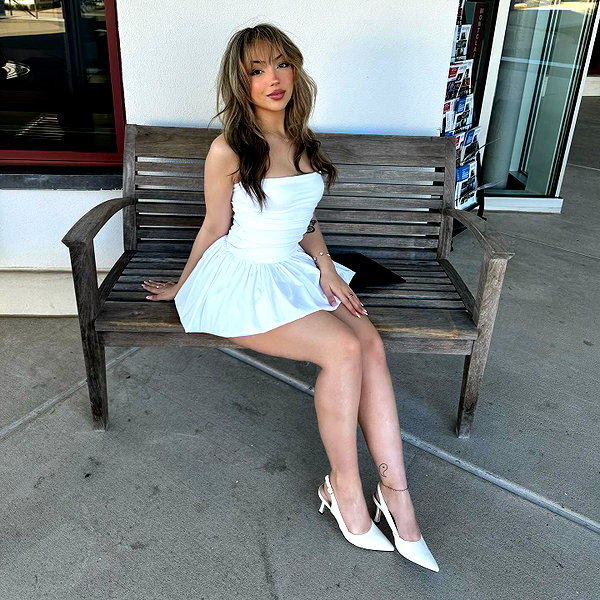 v.qx instagram image archive image