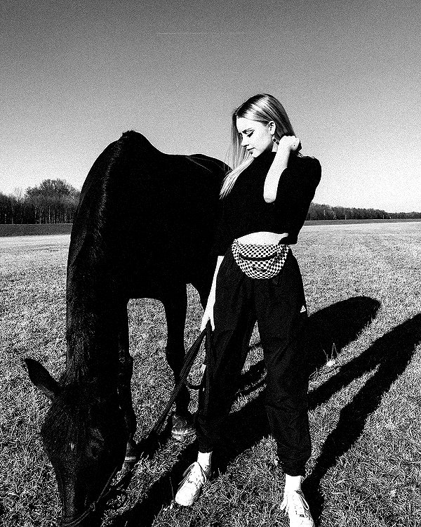 lilih instagram image archive image