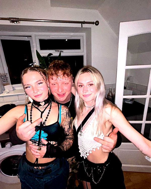 charley.chambers instagram image archive image