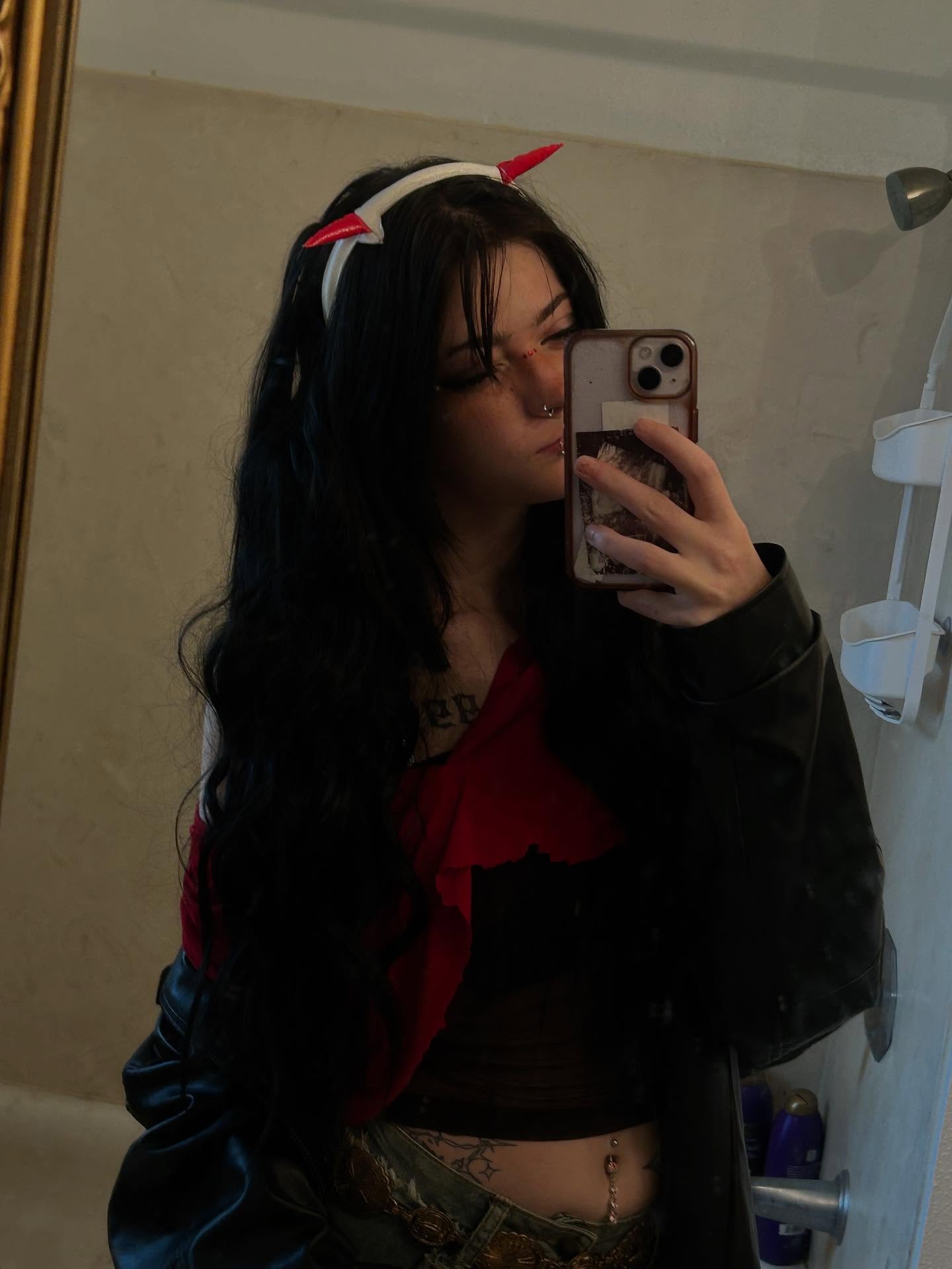 _animechika_ instagram image archive image