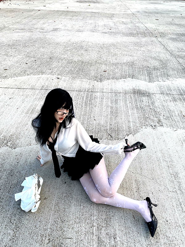 madamist_ instagram image archive image