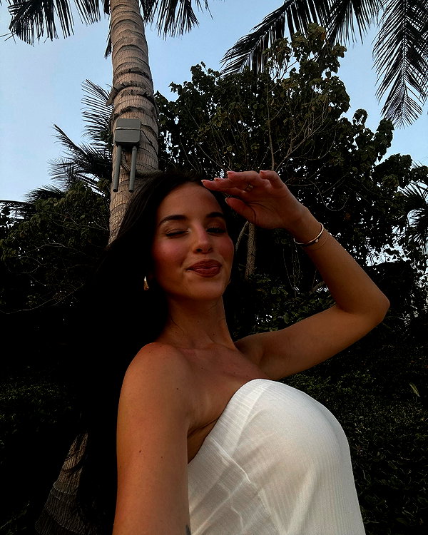 zoeliss instagram image archive image