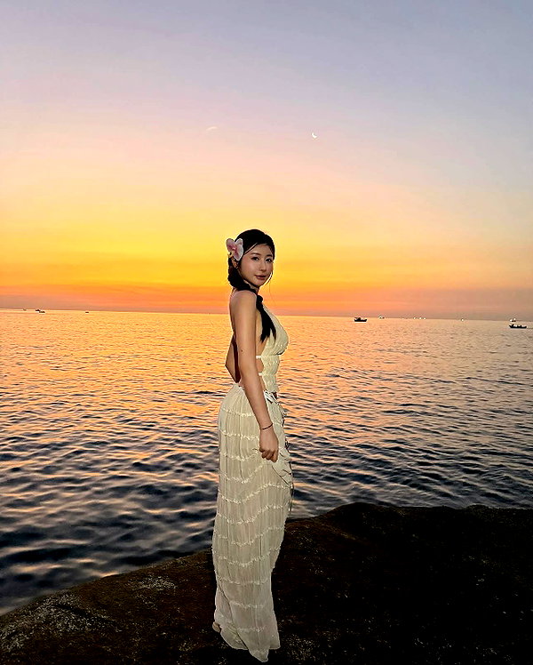 lyhythuedoxinh instagram image archive image