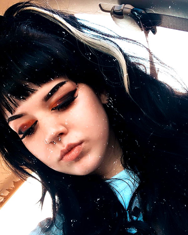 yeahimcaroline instagram image archive image