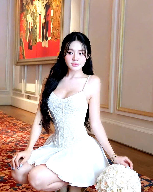 lyhythuedoxinh instagram image archive image
